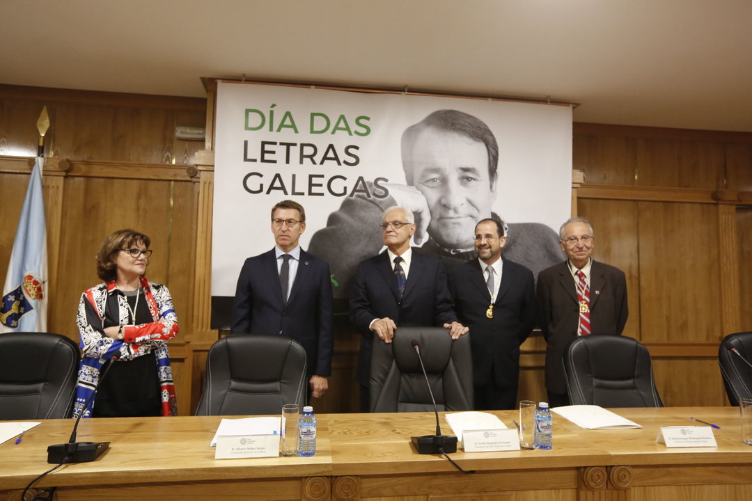 Un momento da sesión plenaria que celebrou a Real Academia Galega na Casa do Concello de Xinzo.Foto: Xesús Fariñas