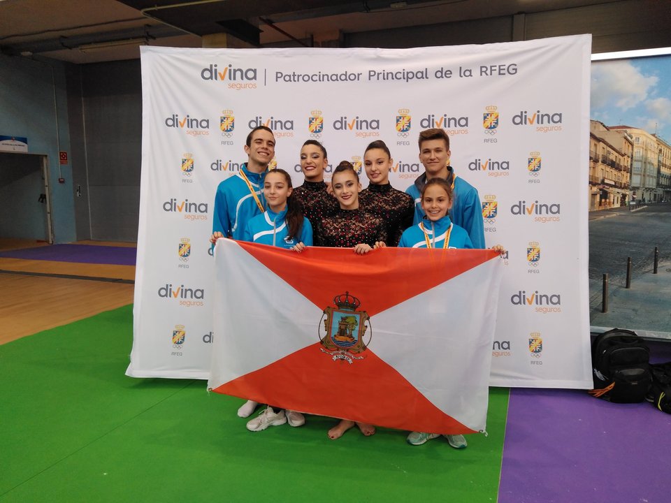 Un grupo de gimnastas del Club Flic Flac de Vigo.