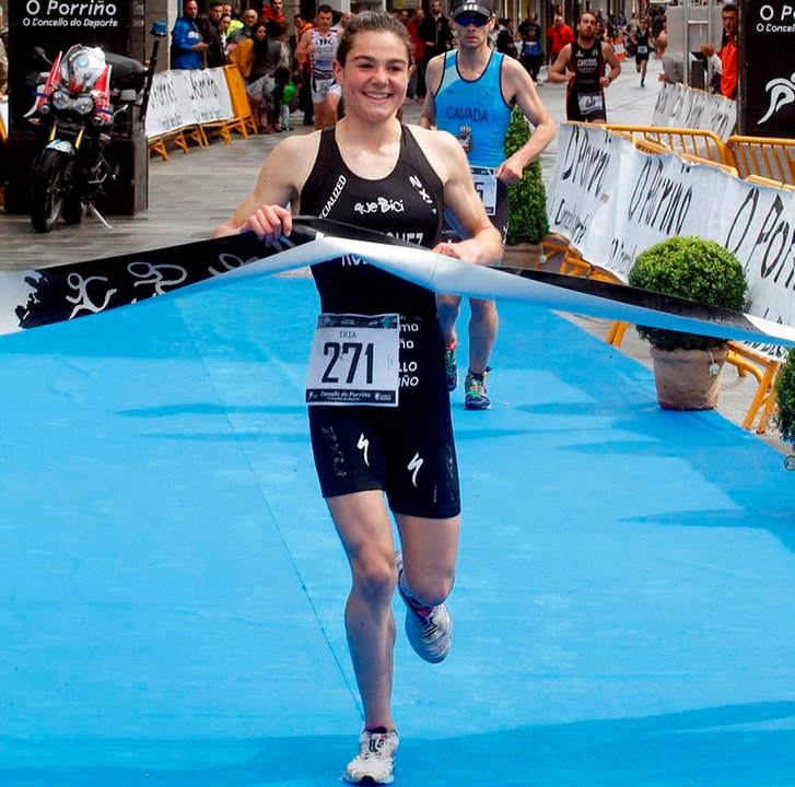 Iria Rodríguez ganó el triatlón entre Porriño y Tui el pasado año.