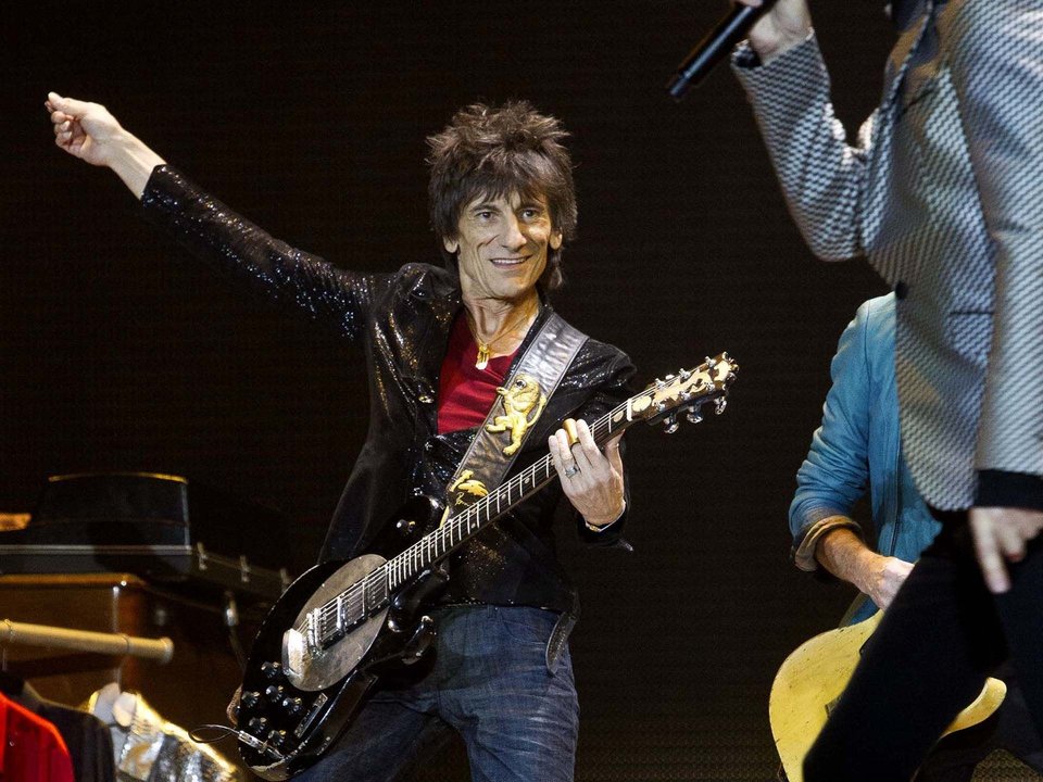 El guitarrista Ronnie Wood, durante un concierto de los Rolling Stones.