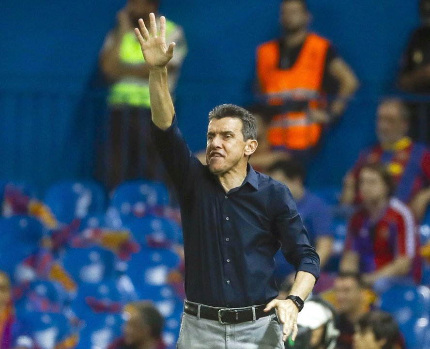 Unzué durante la final de la Copa del sábado en su último partido como segundo entrenador del Barcelona.