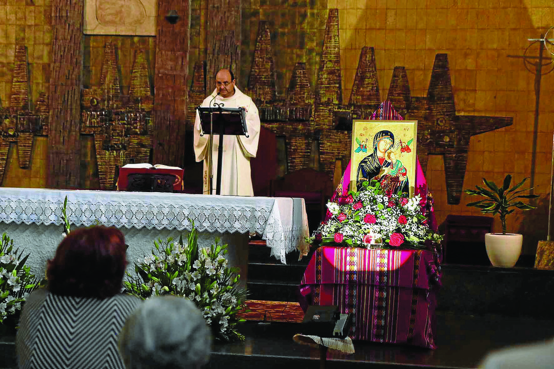 El icono se encuentra en la iglesia del Perpetuo Socorro de Vigo, donde fue expuesto.