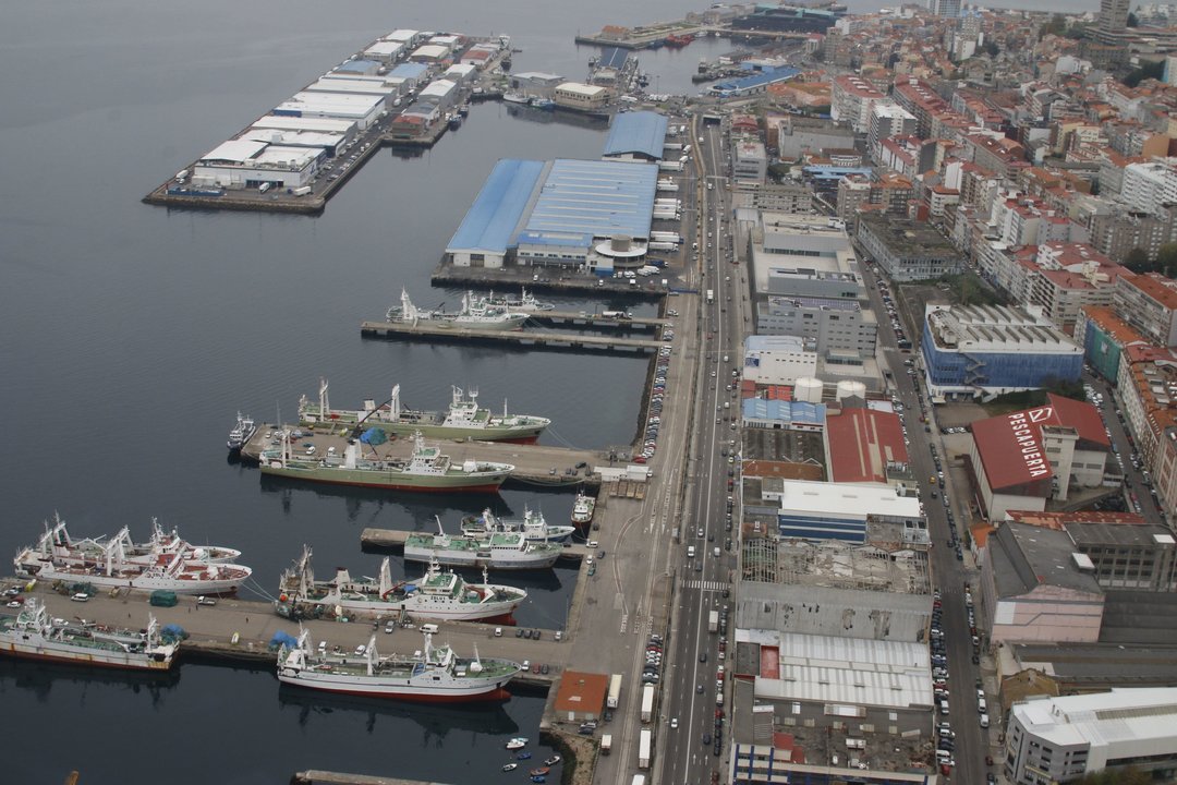 Muelle de altura del Puerto de Vigo.