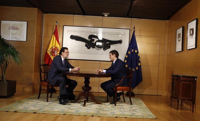 Mariano Rajoy, ha almorzado este martes en el Palacio de la Moncloa con  Albert Rivera
