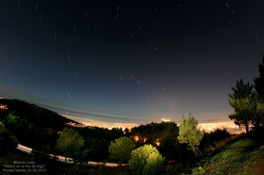 Una de las fotografías hechas por astronómos de las estrellas visibles en el cielo vigués.       .