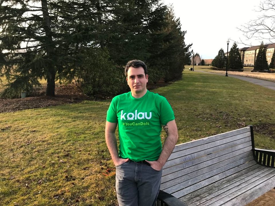 Danny Mola es el fundador de la plataforma Kolau.