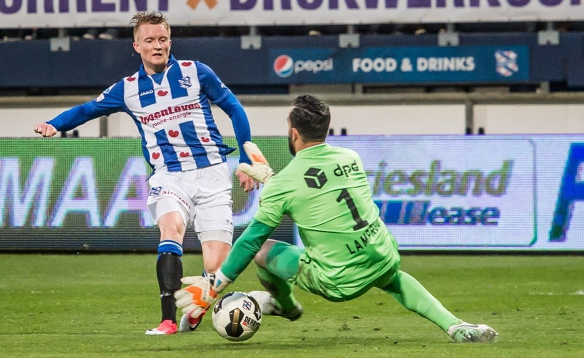 Sam Larsson ha militado las tres últimas temporadas en el Heerenveen holandés.