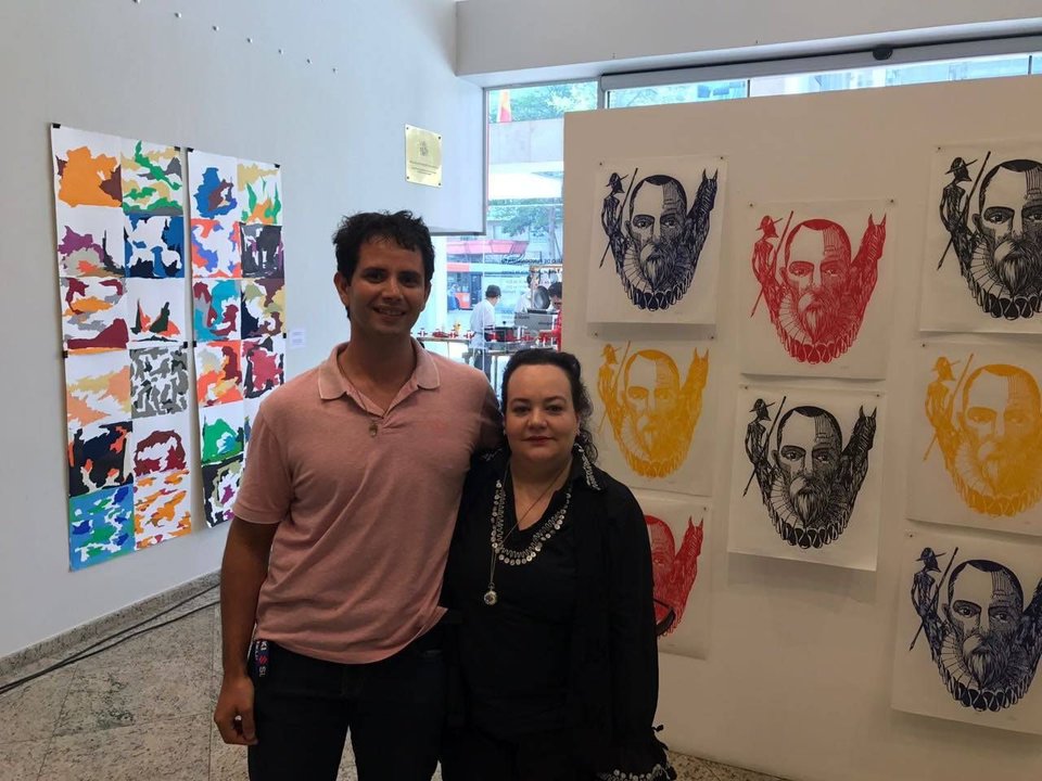 En imagen, Carlos Jiménez y Marta Rodríguez, creadores de la exposición.