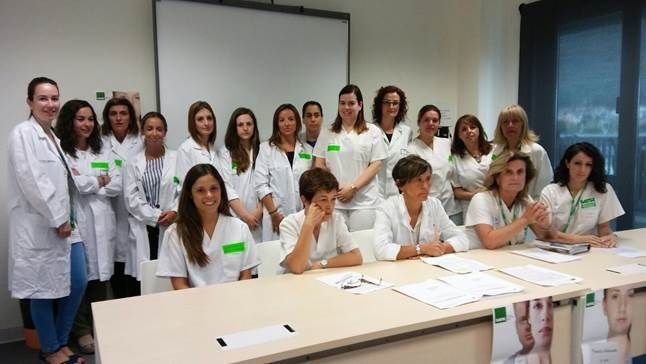 Enfermeras de Neonatología criticaron el martes en una rueda de prensa la situación de la unidad en el Cunqueiro.