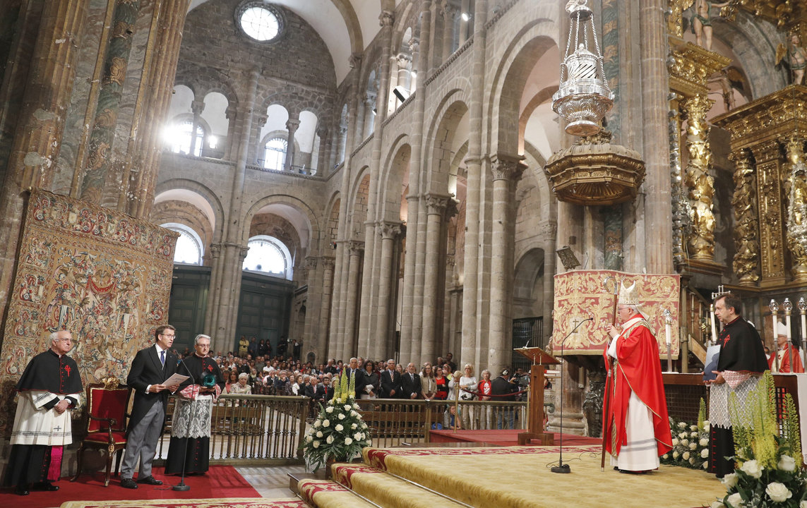 Núñez Feijóo, durante a lectura da Ofrenda ao Apóstolo que tivo lugar na Catedral de Santiago.