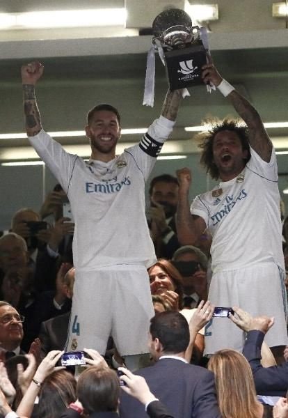 Los jugadores del Real Madrid Sergio Ramos y Marcelo