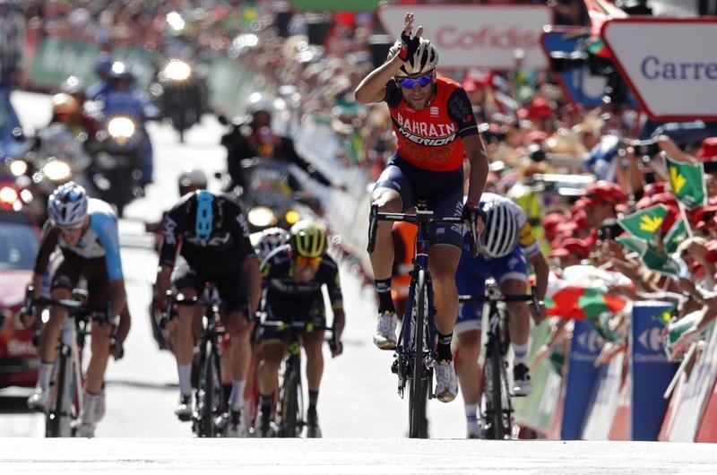 El italiano Vincenzo Nibali (Bahrain) se proclama vencedor de la tercera etapa de la Vuelta Ciclista a España