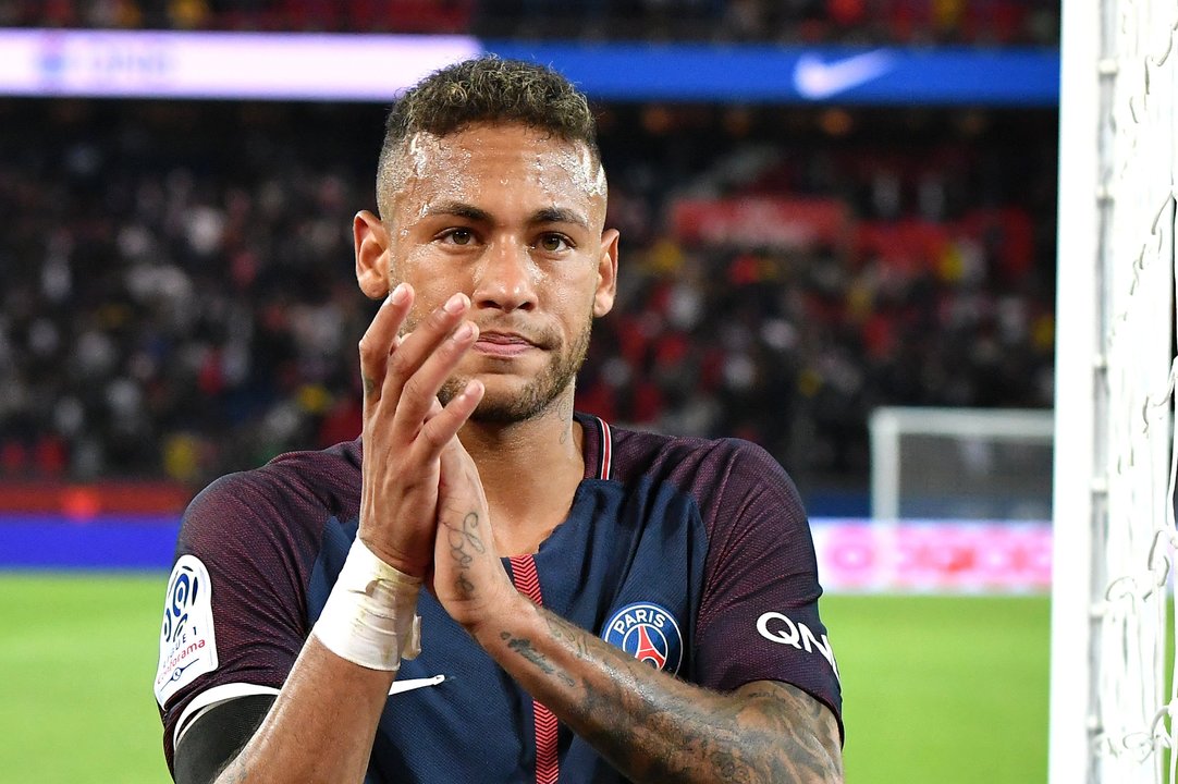 Neymar vive un claro enfrentamiento con el Barcelona.