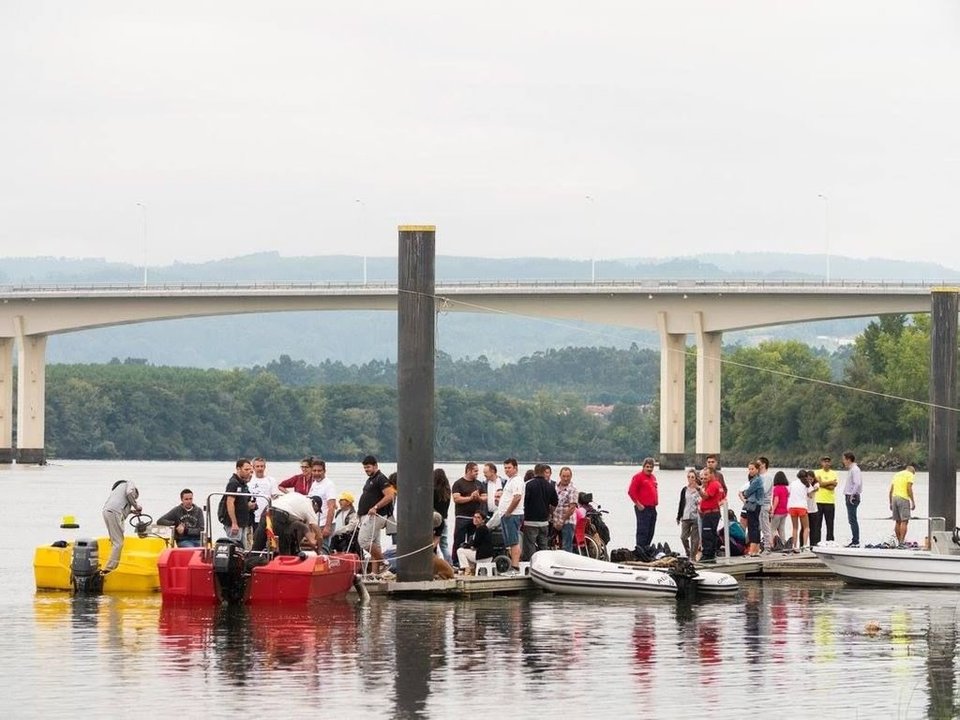 El bautismo en el río Miño con actividades náuticas es uno de los atractivos de esta fiesta.
