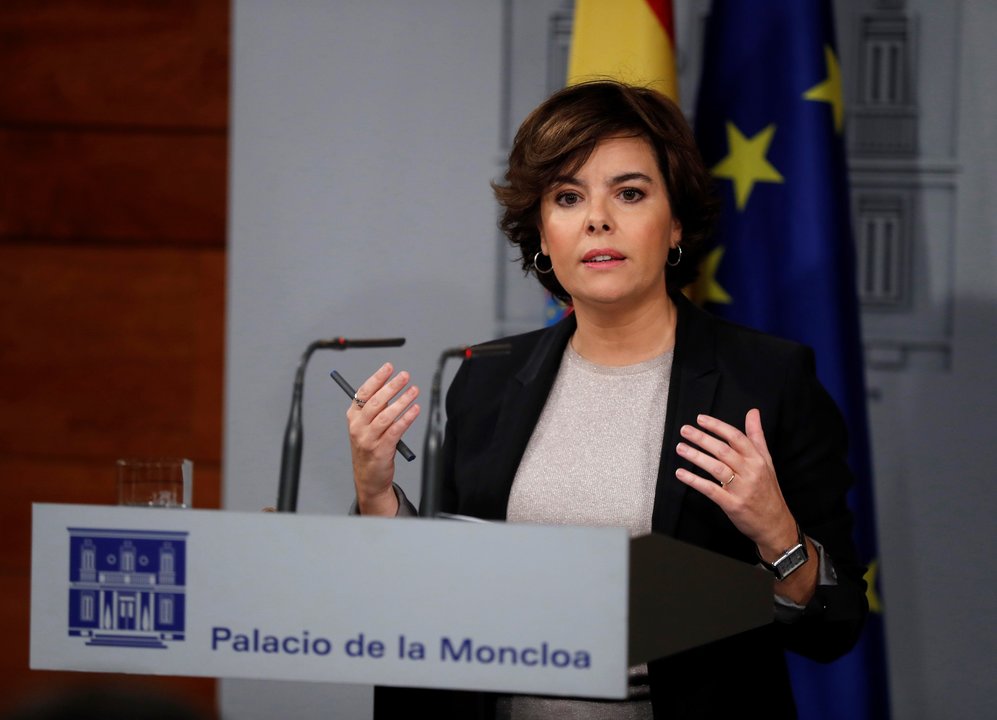 La vicepresidenta del Gobierno, Soraya Sáenz de Santamaría, durante su comparecencia ayer en Moncloa.