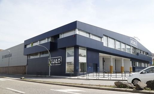 Sede Atunlo-Coper en Vigo, la primera empresa de comercialización de atún en Europa.