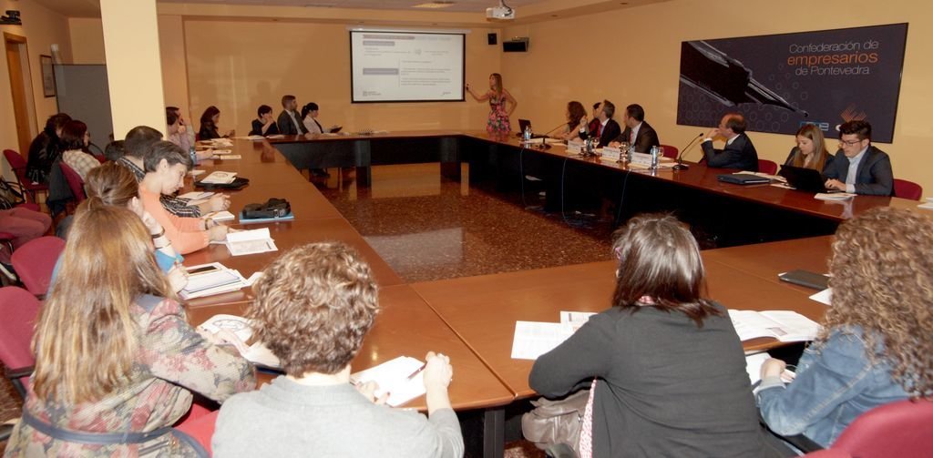 Una de las sesiones de presentación del programa Principia, el año pasado en la sede de la Confederación de Empresarios de Pontevedra.