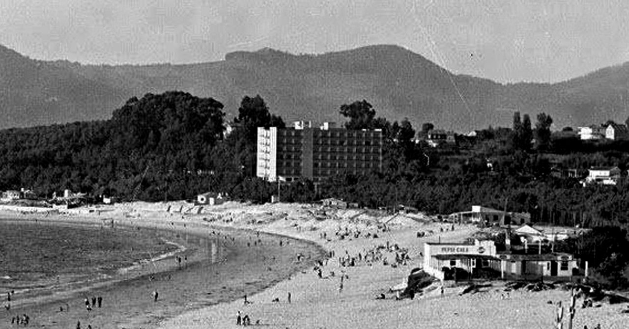 El Hotel Samil, en una imagen de los años 70 con Samil aún sin urbanizar.
