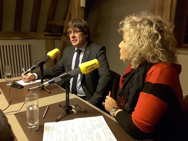 Carles Puigdemont, durante la entrevista que ha concedido hoy en Bruselas