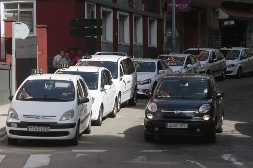 Los última generación de taxis son vehículos híbridos, y suman una exención fiscal de 30.000 euros.