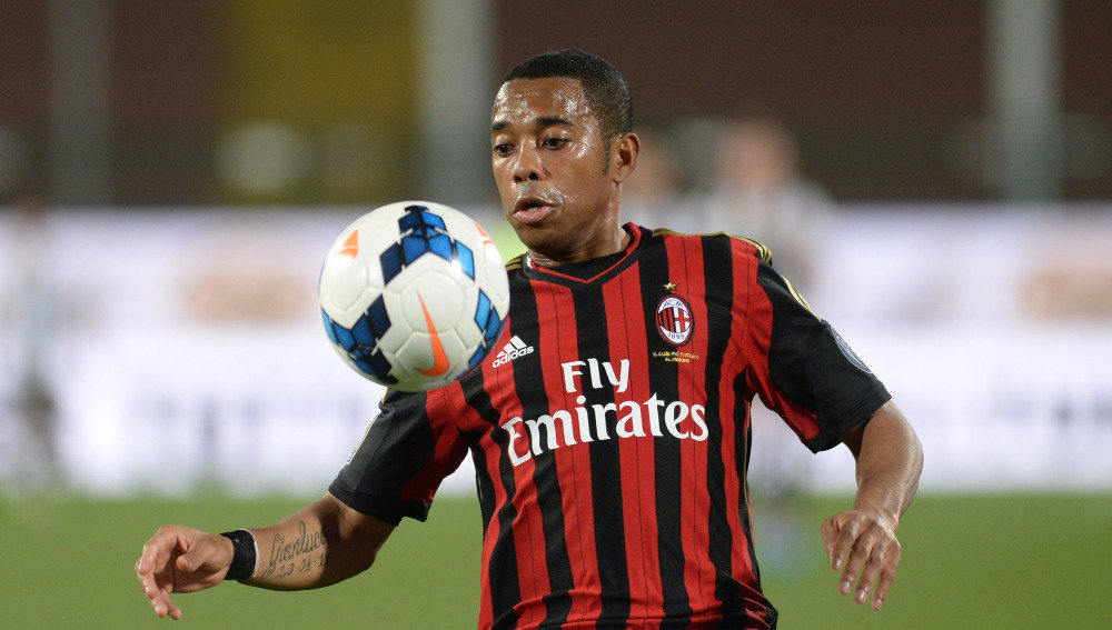 UDINE, ITALY - MARCH 08:  Robinho of AC Milan controlls th ball during the Serie A match between Udinese Calcio and AC Milan at Stadio Friuli on March 8, 2014 in Udine, Italy.  (Photo by Dino Panato/Getty Images)