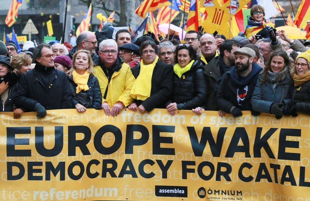 Artur Mas, Puigdemont, Homs y Rovira, en la manifestación independentista que se celebró en Bruselas.