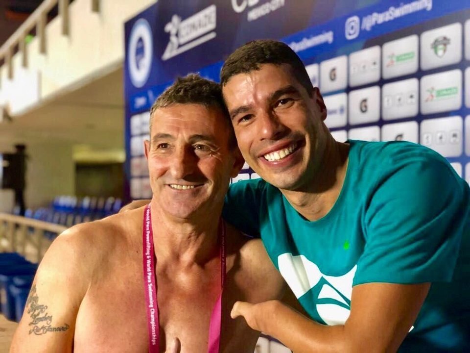 Chano Rodríguez y el brasileño Daniel Dias poco después de colgarse sus medallas en el Mundial el pasado día 5.