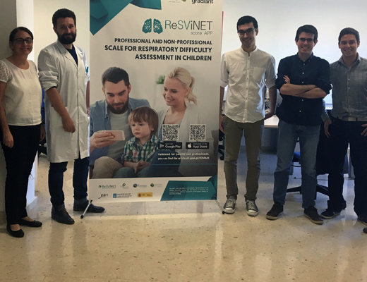 Equipo de médicos e investigadores que han desarrollado la app ReSVinet.