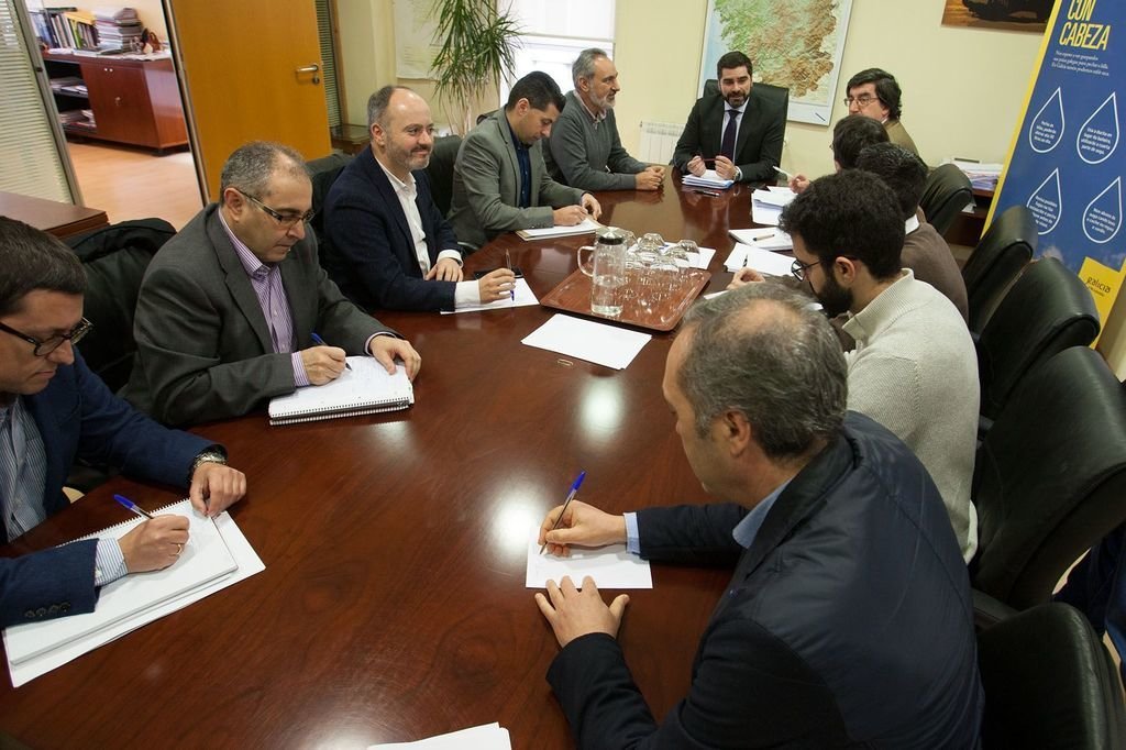 El director de Augas de Galicia se reunió con los alcaldes de Pontecaldelas y Soutomaior y el teniente alcalde de Vigo.