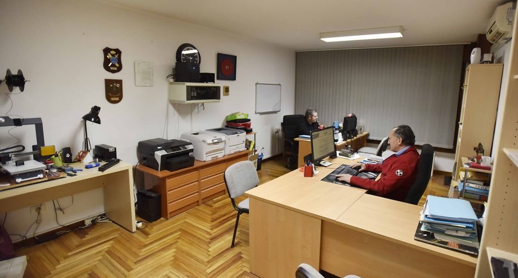 La oficina en la que Marcos Pérez y José Sabucedo resuelven los casos.