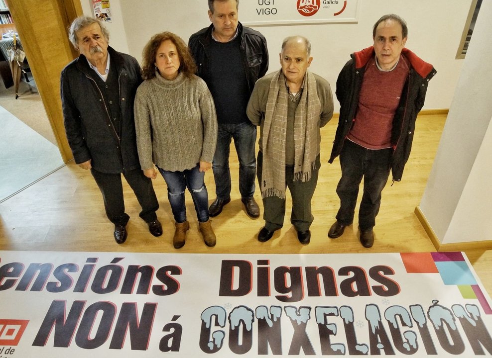 Los sindicatos UGT y CC OO presentaron esta mañana una campaña en defensa de las pensiones  Vicente Alonso