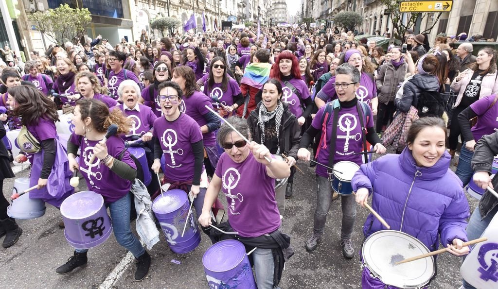 El color morado del movimiento feminista volverá a inundar las calles tras la manifestación del domingo.
