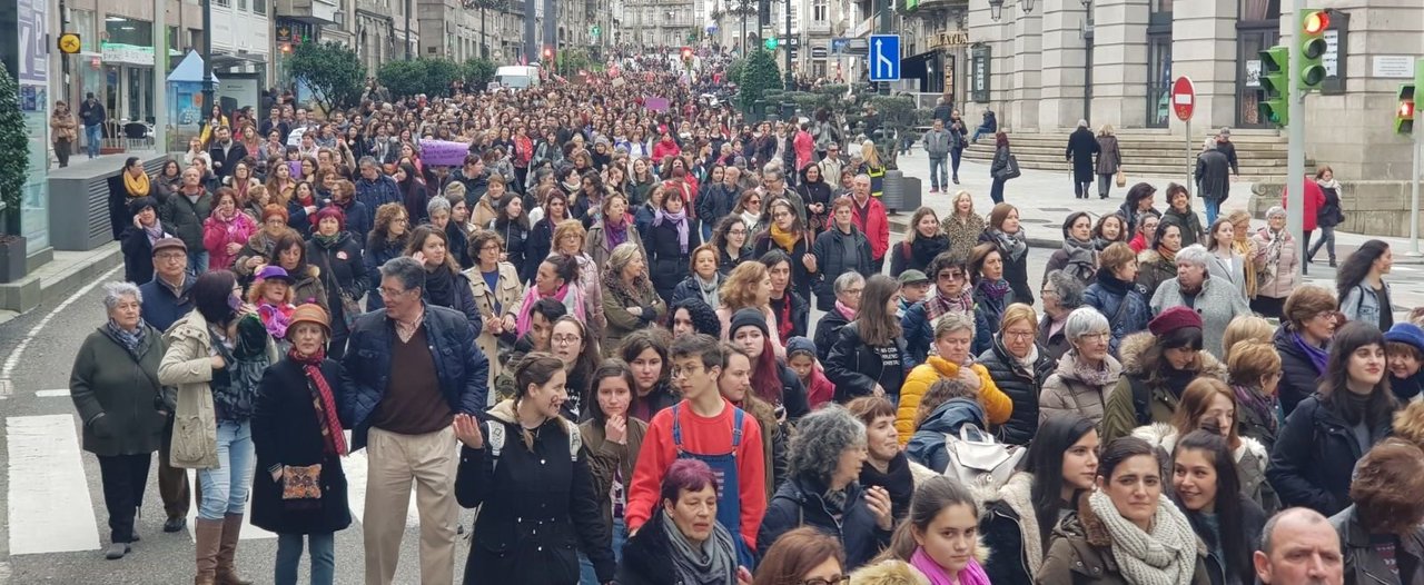 La manifestación del 8M en Vigo // JV Landín