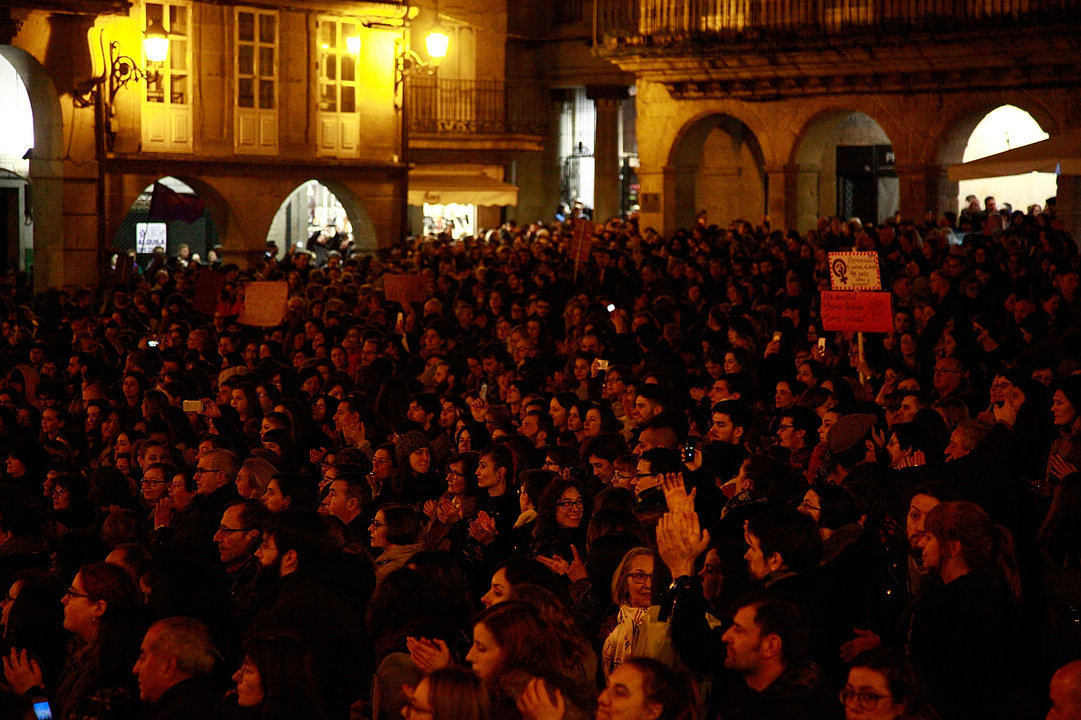 Varias miles de personas en la manifestación que se realizó en Ourense.