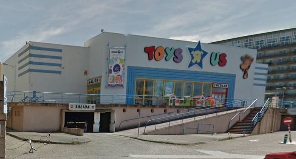 La tienda de Toys R Us en Vigo, en calle Coruña.