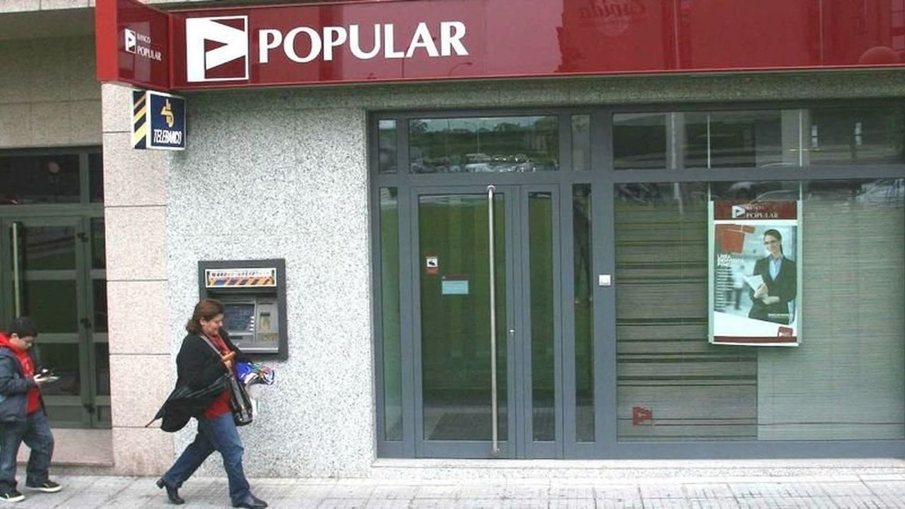 Oficina del Banco Popular, entidad que tras su venta inició este año el cierre de parte de sus sucursales.