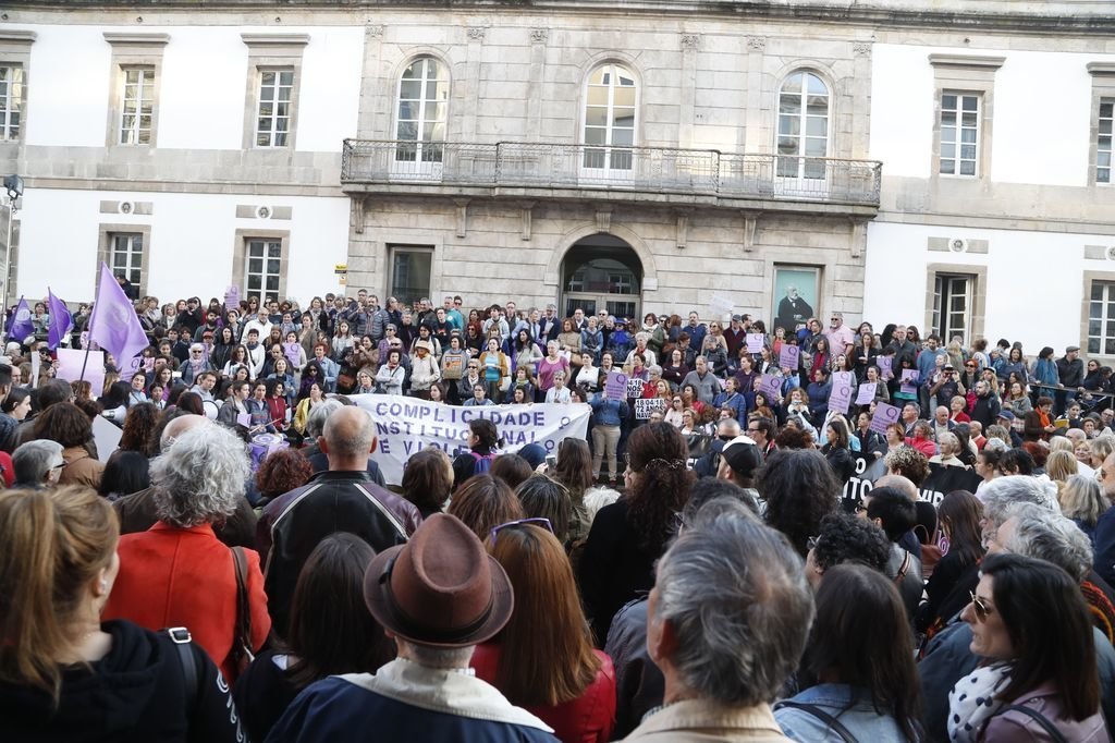 Miles de personas se manifestaron por Príncipe y Policarpo Sanz por una sentencia contra la Manada por abusos y no por violación.