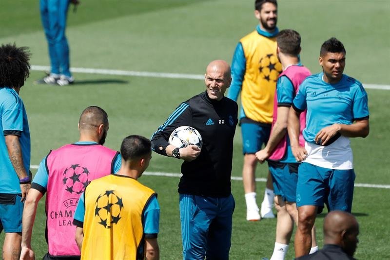 El entrenador del Real Madrid, Zinedine Zidane, durante el Día de Puertas Abiertas