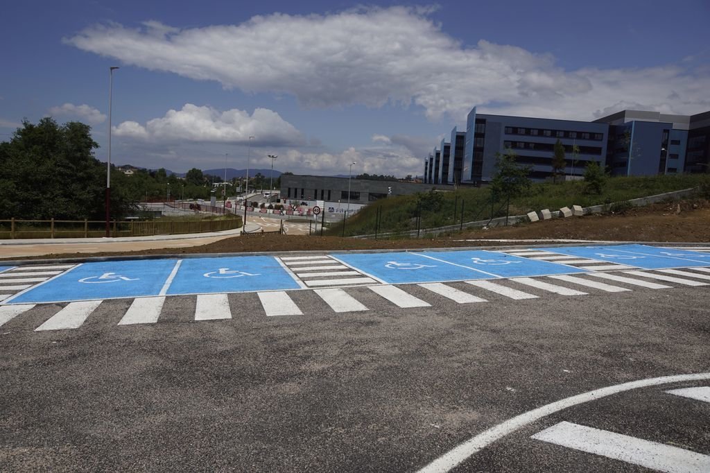 El parking municipal del Cunqueiro tiene 360 plazas