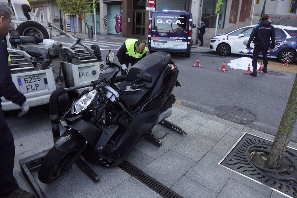 Un vigués de 42 años perdió la vida al colisionar con su moto contra un vehículo que trataba de girar hacia Chile desde Pi y Margall.