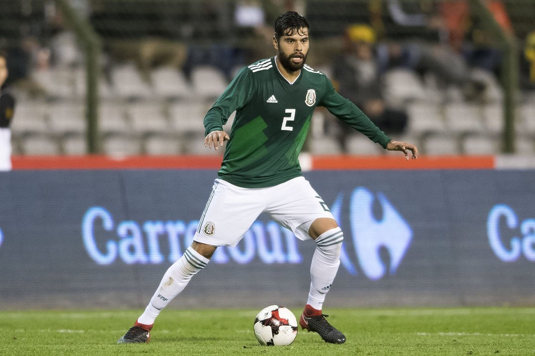 Néstor Araújo ha sido un fijo en la selección mexicano y se pierde el Mundial por una lesión en la rodilla.