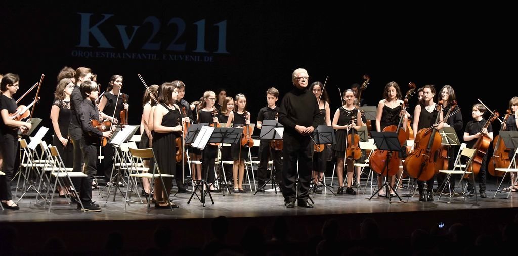 La orquesta infantil y juvenil KV2211 ofreció ayer su primer concierto.