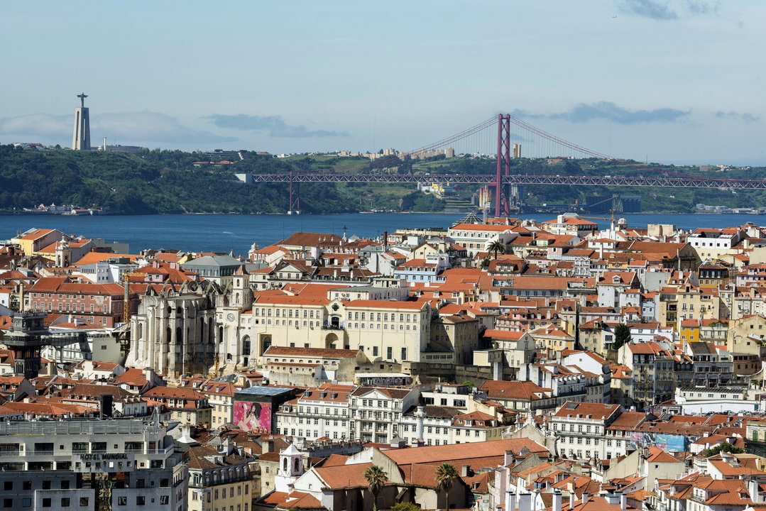 Vista panorámica del casco antiguo de Lisboa.