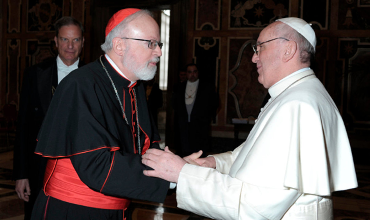 El cardenal Sean O&#39;Malley durante un encuentro con el papa Francisco.