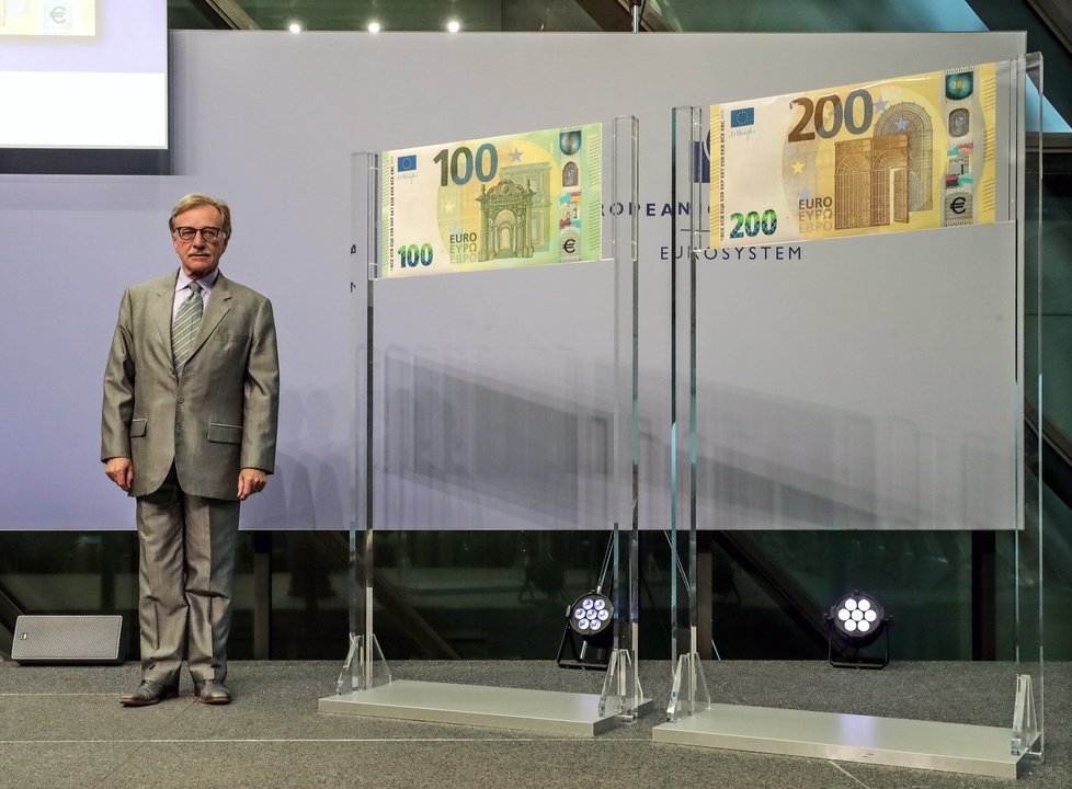 Nuevos billetes de 100 y 200 euros serie Europa
