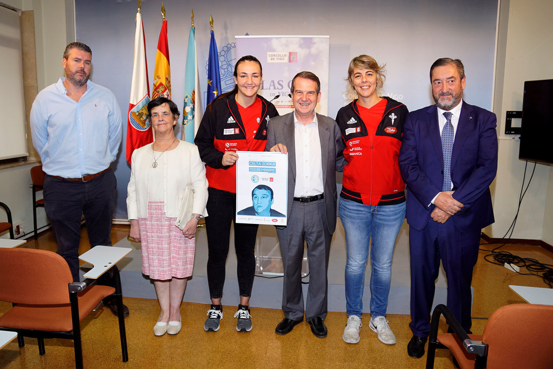 El alcalde, Abel Caballero, presentó ayer el Memorial con representantes del club y de la firma Zorka.