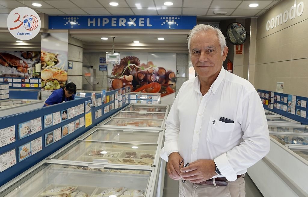 Vilariño en la primera tienda que abrió Hiperxel, en Sanjurjo Badía.