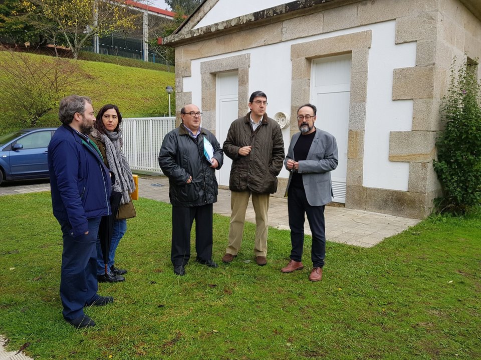 Ignacio López-Chaves y César Ares visitaron las instalaciones del IES Escolas Proval de Nigrán.