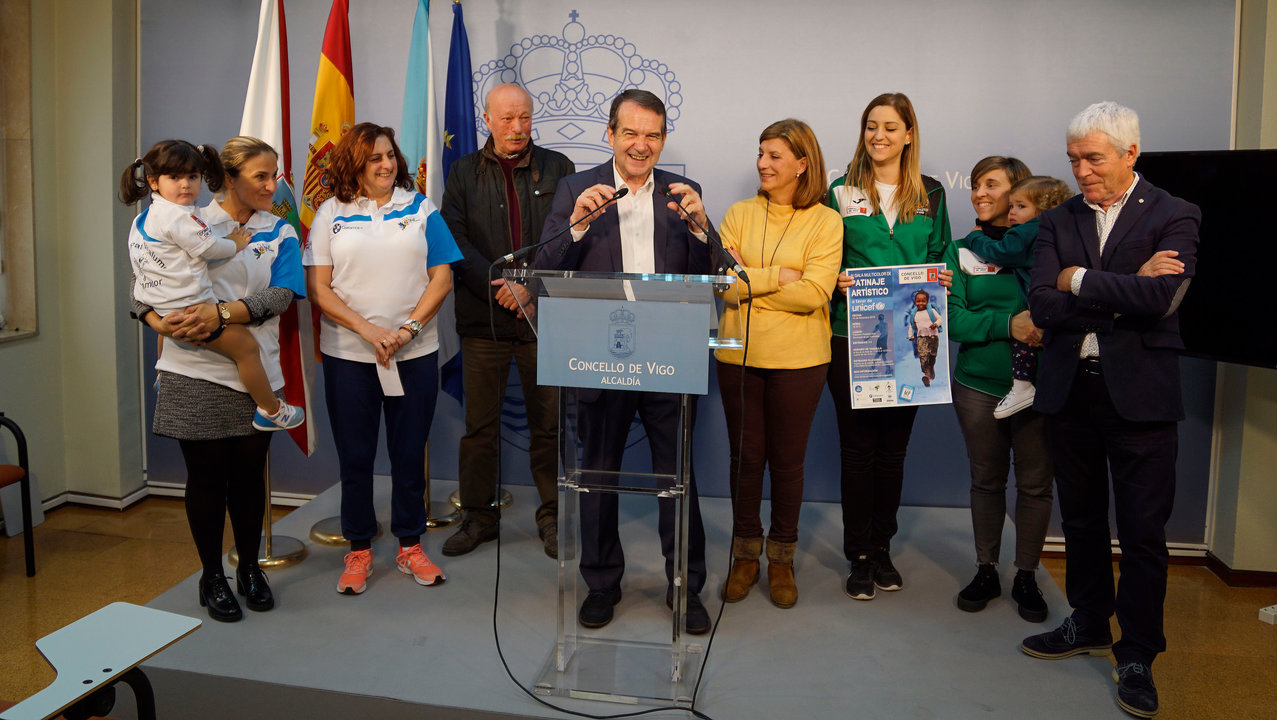 Abel Caballero, alcalde de Vigo, presentó la gala Unicef.