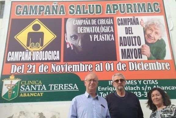 Antonio Ojea, Miguel Cuervo y Maite García, en la última campaña sanitaria en Perú.